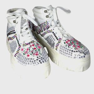 Nasty Gal Fashion Womens Pre-owned Embellish White Sneakers - sz. 8